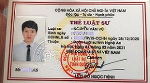 luật sư